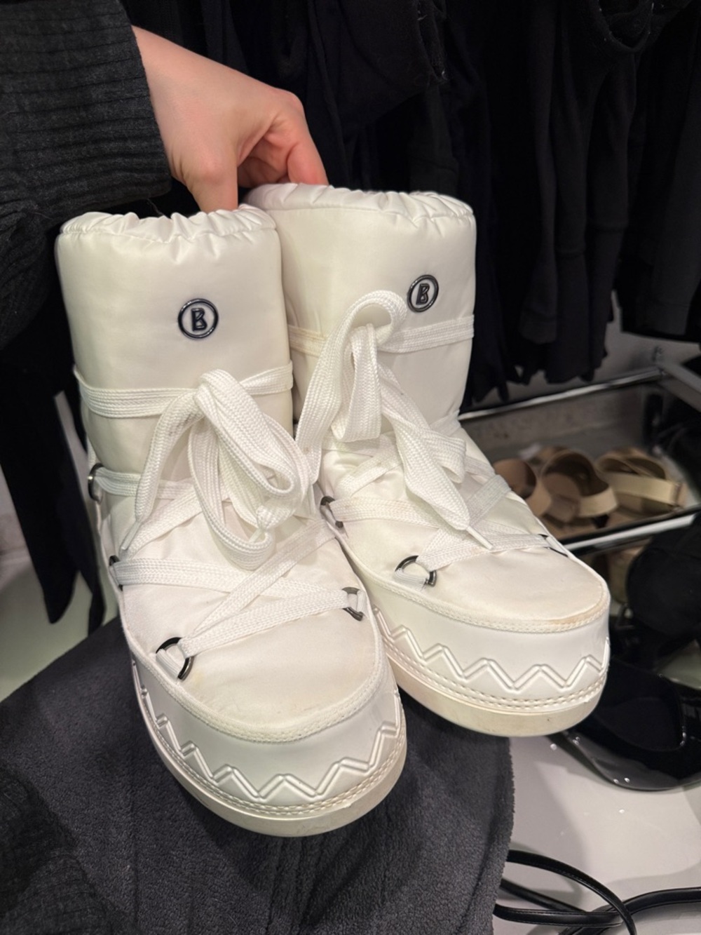 Bogner White Women's Puffer Lace-Up Winter Boots